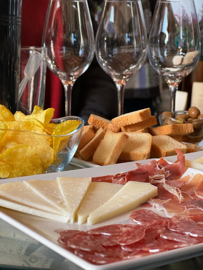 pexels-photo-23358252 JAMON BELLOTA GUIJU